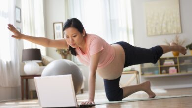How To Find Best Online Prenatal Yoga Training Class